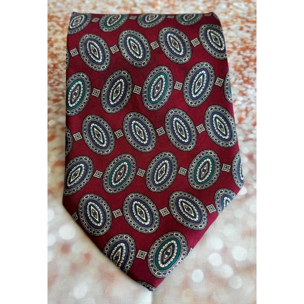 Men's Vintage Christian‎ Dior  Red Paisley Silk Tie-56Lx3.5W